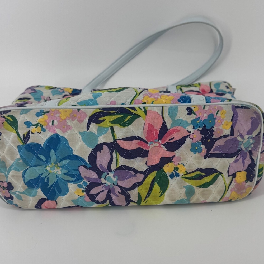 Vera Bradley "Marian Floral" Trimmed Quilted Large Tote Bag Blue Pink Multi - Picture 5 of 8